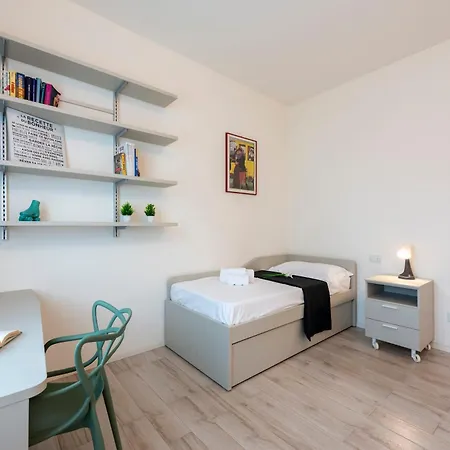 公寓 Cozy With Private Parking In - Happy 东塞斯特里