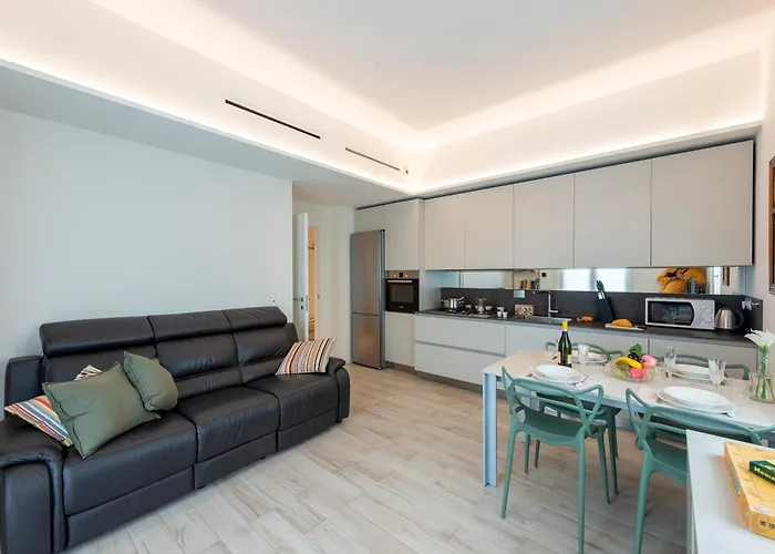 Cozy Flat In - Happy